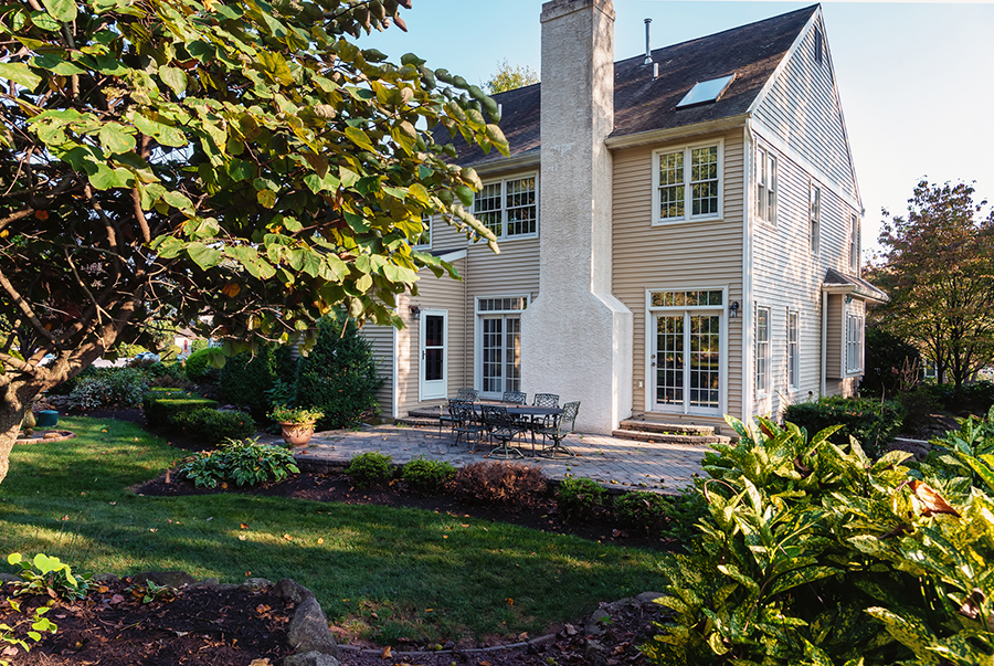 Elegant siding for the back of your house