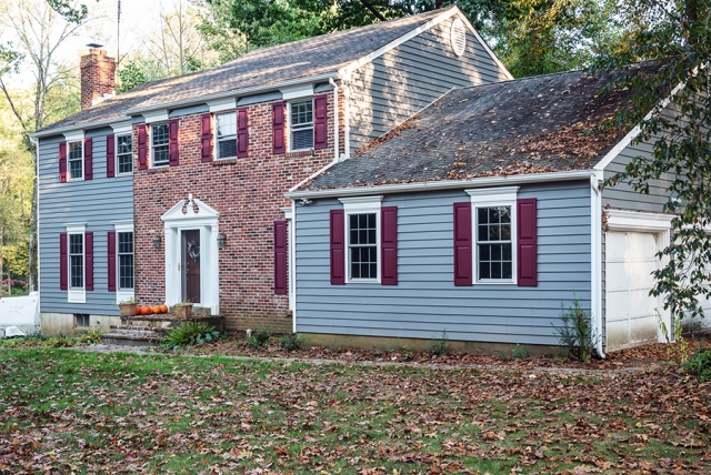 Glick's beautiful vinyl siding is affordable and elegant