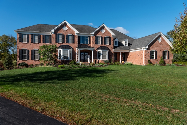Glick's offers red brick siding to make your home look beautiful and classy.