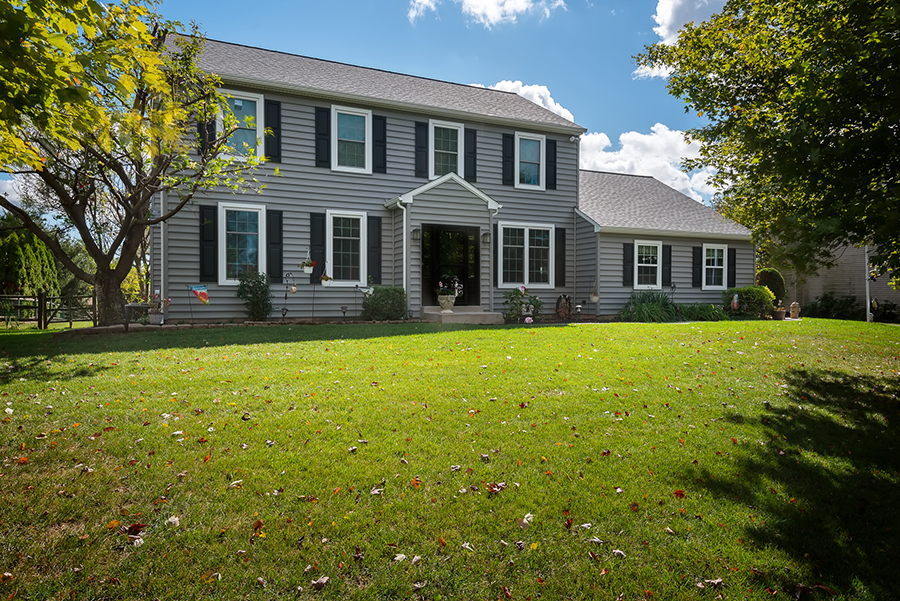 Glick's siding options won't split, peel or rot, plus will make your house look beautiful.