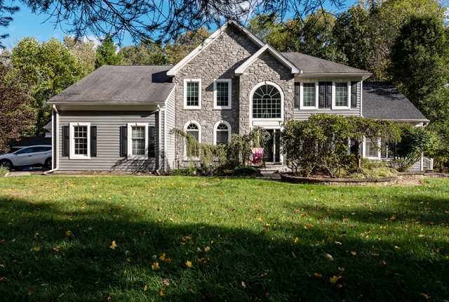 Glick's guarantees quality & affordable siding every time.