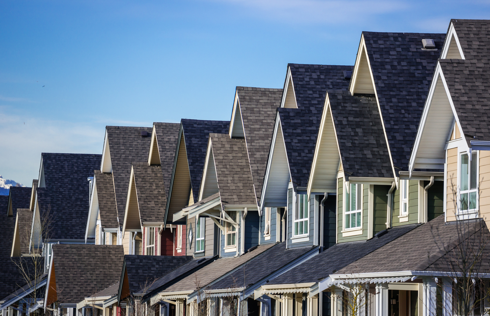 The Pros and Cons of Different Roofing Materials